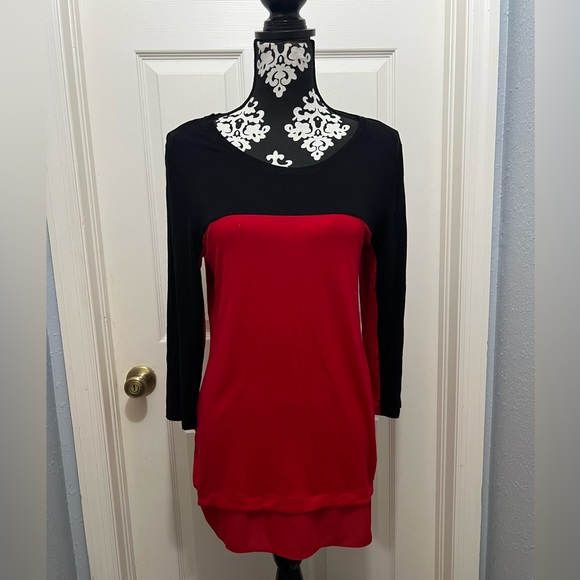 Peter Nygard Tops - Peter Nygard Black & Red long tunic top
